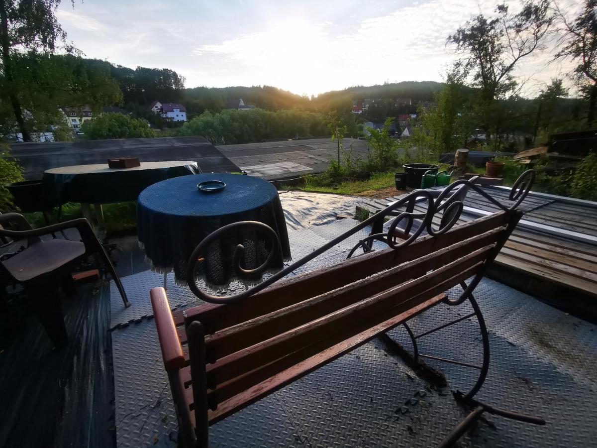 Ferienhaus Mit Riesen Garten, Drei Terrassen, Toller Aussicht Am Waldrand, Auch Als Monteur-Wohnung Hemer Exterior photo